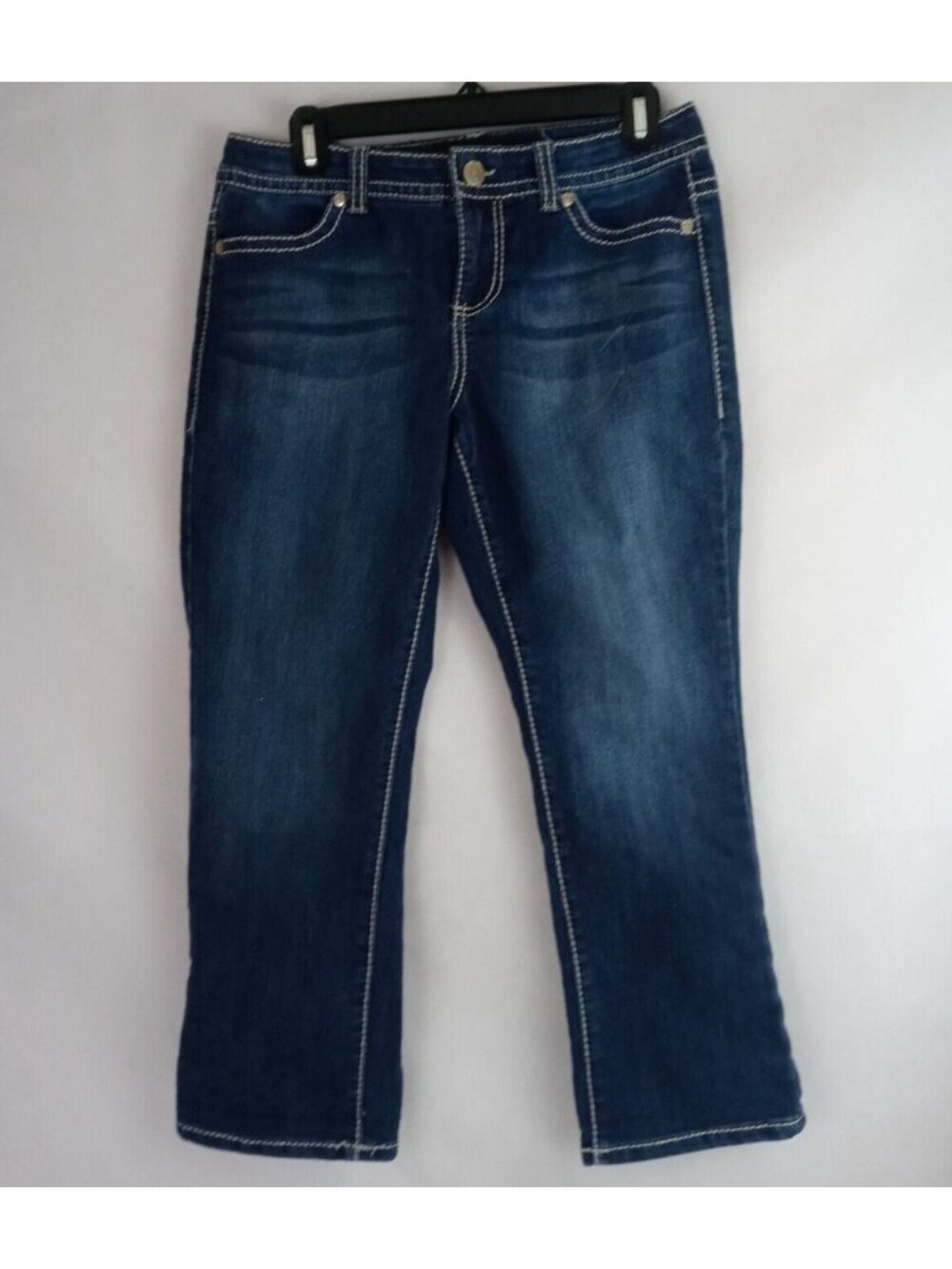 Nine West Women's Distressed Whiskered Embroidered Jeweled Jeans Size 4/27